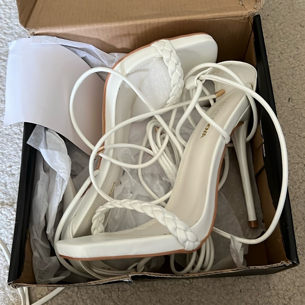 Fashion nova heels